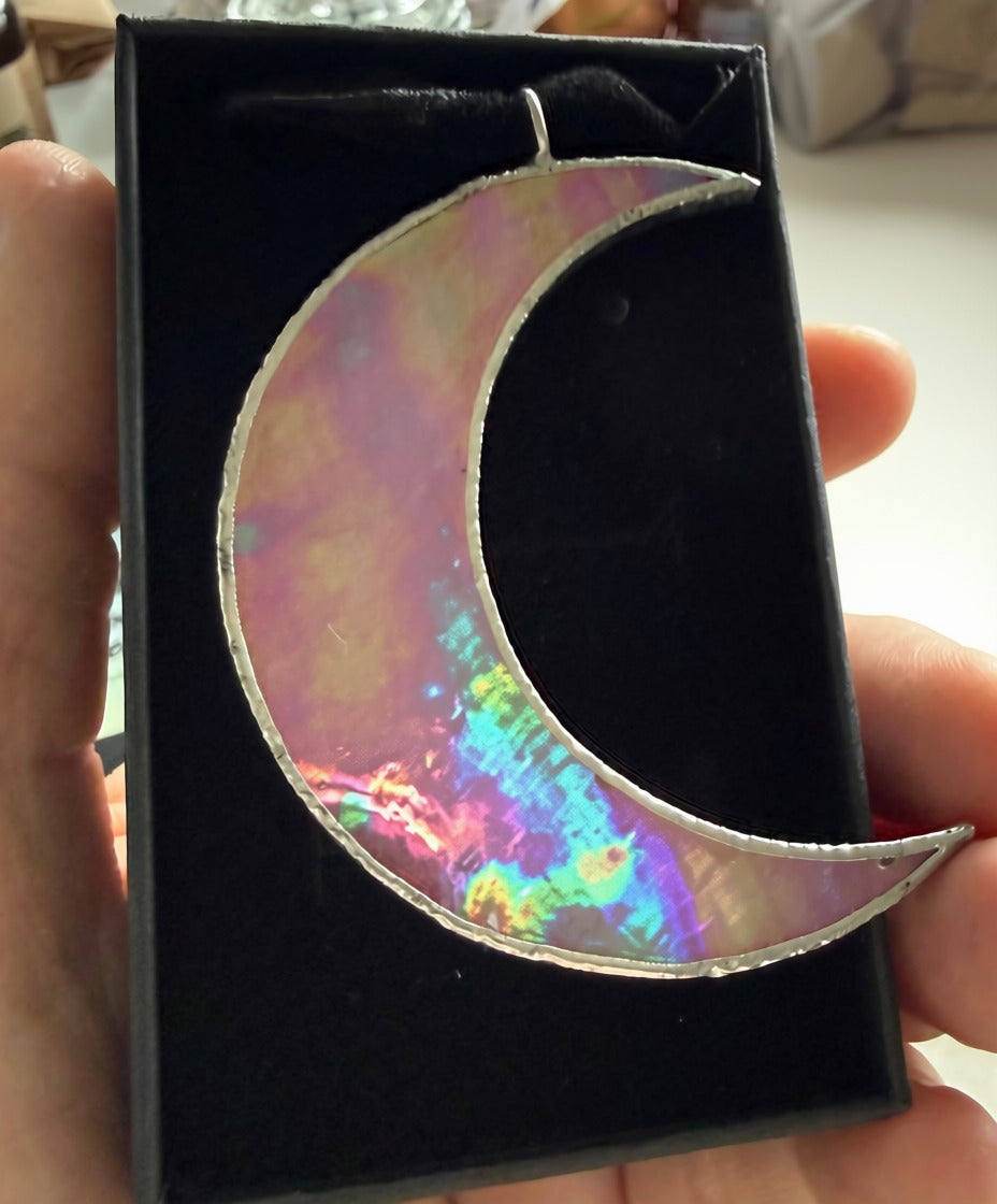 The Moonbow Crescent