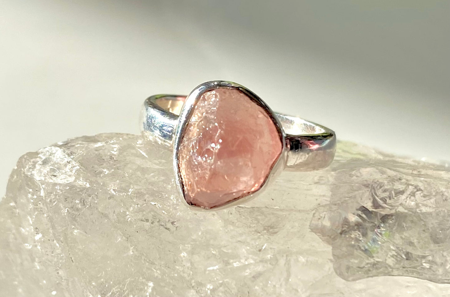 Stunning Vintage Pink Kunzite Ring in Sterling Silver Setting Size 6