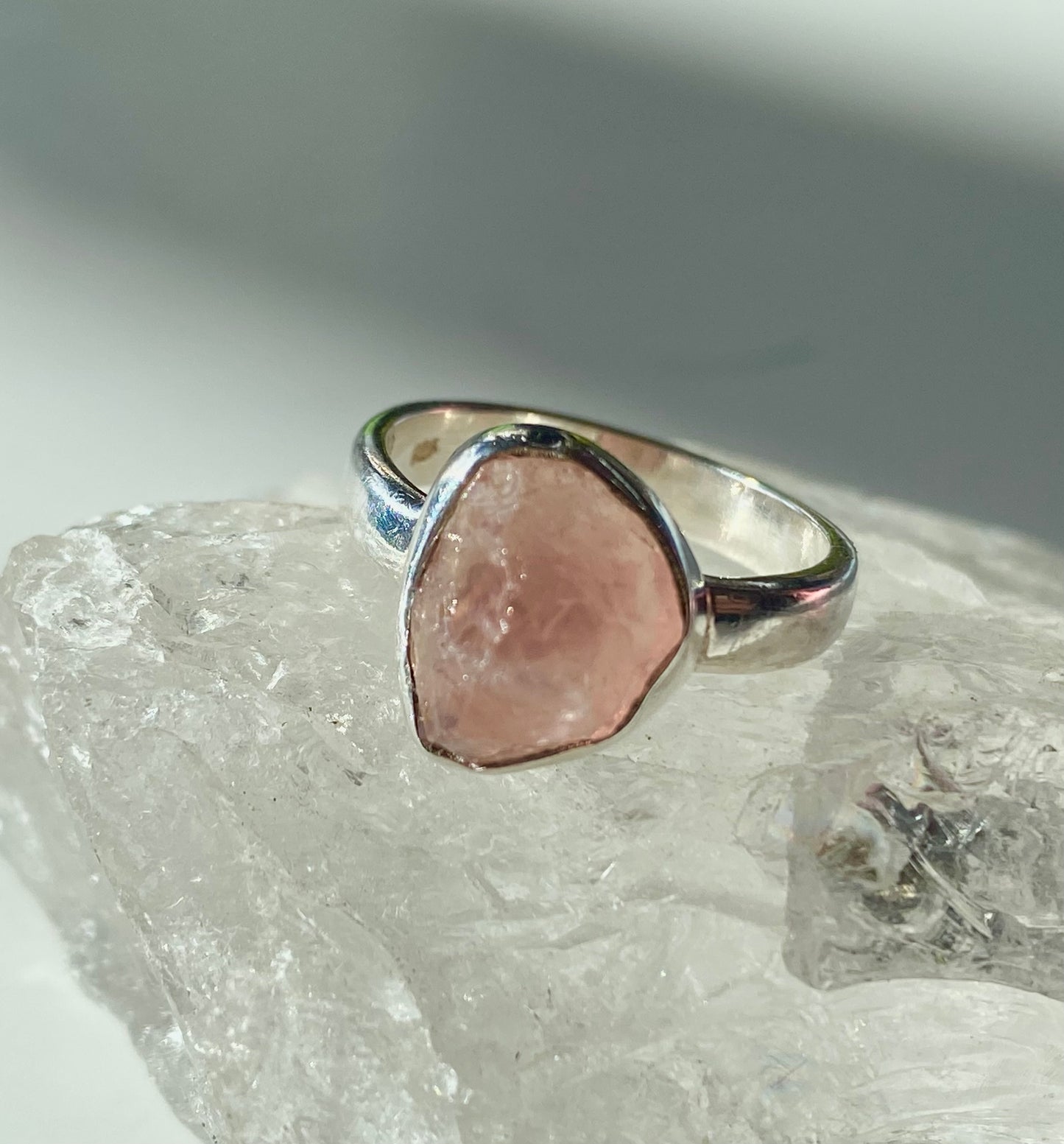 Stunning Vintage Pink Kunzite Ring in Sterling Silver Setting Size 6