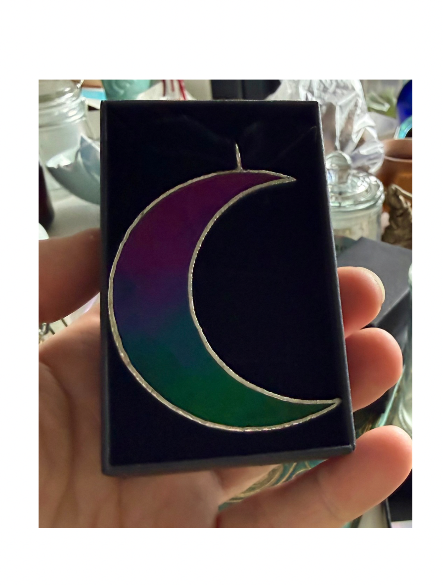 The Moonbow Crescent