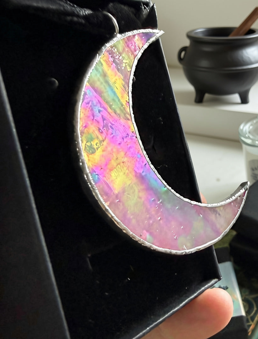 The Moonbow Crescent